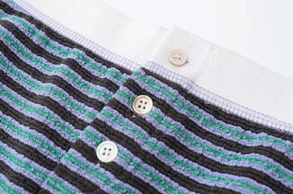 Short striped buttons