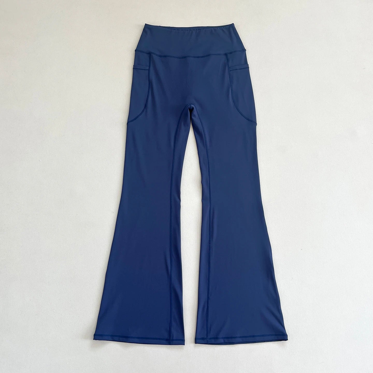 Flared shaper tights with pockets