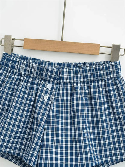 Two button checkered shorts