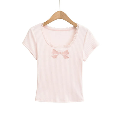 Shirt with lace bow