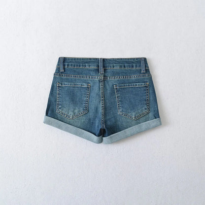 Shiny short jeans