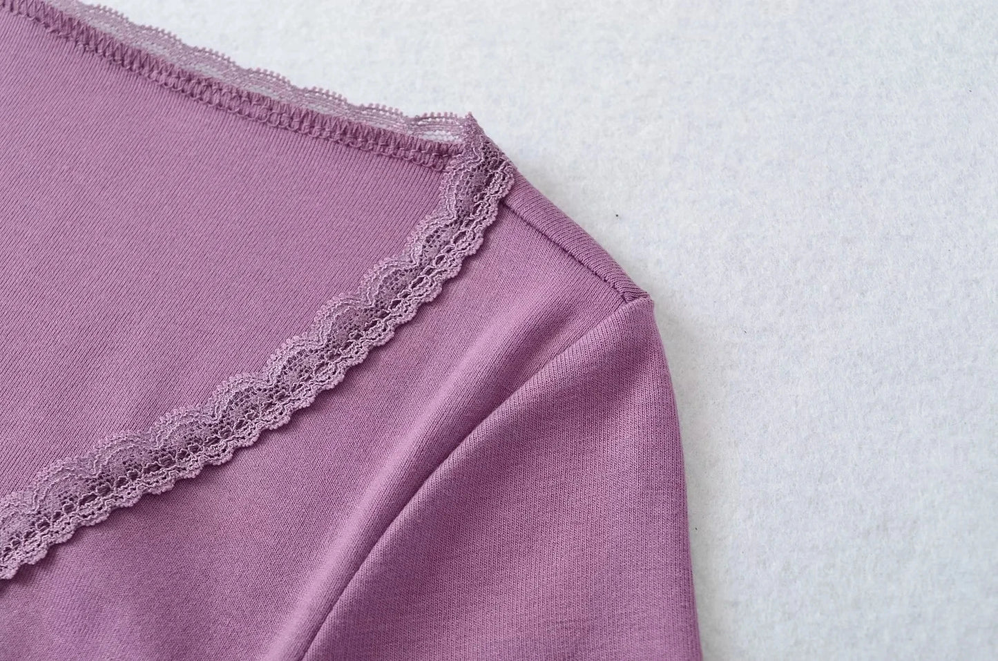 Lace triangle shirt