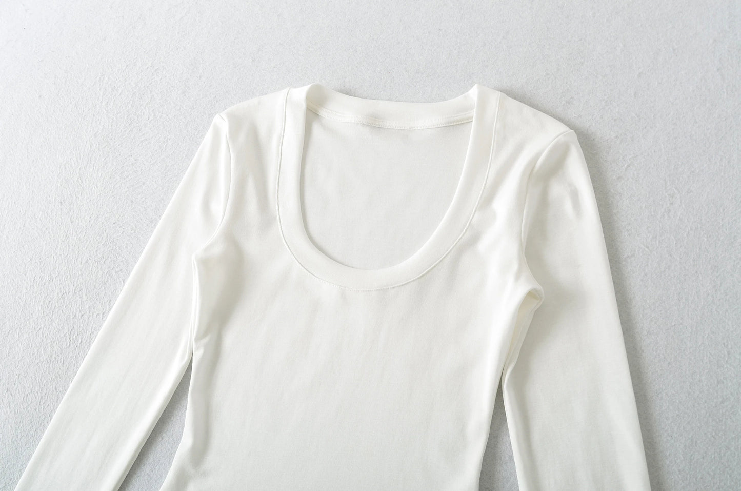 A soft long shirt with a round neckline