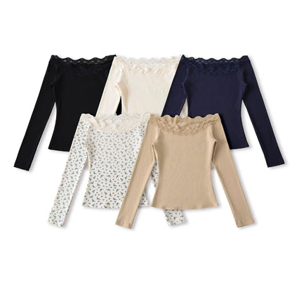 Long shirt with lace decorations
