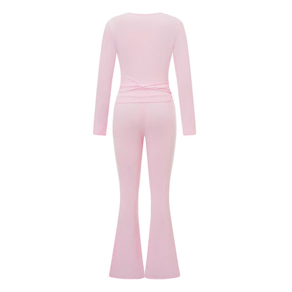 A set of folding tights and a shell top