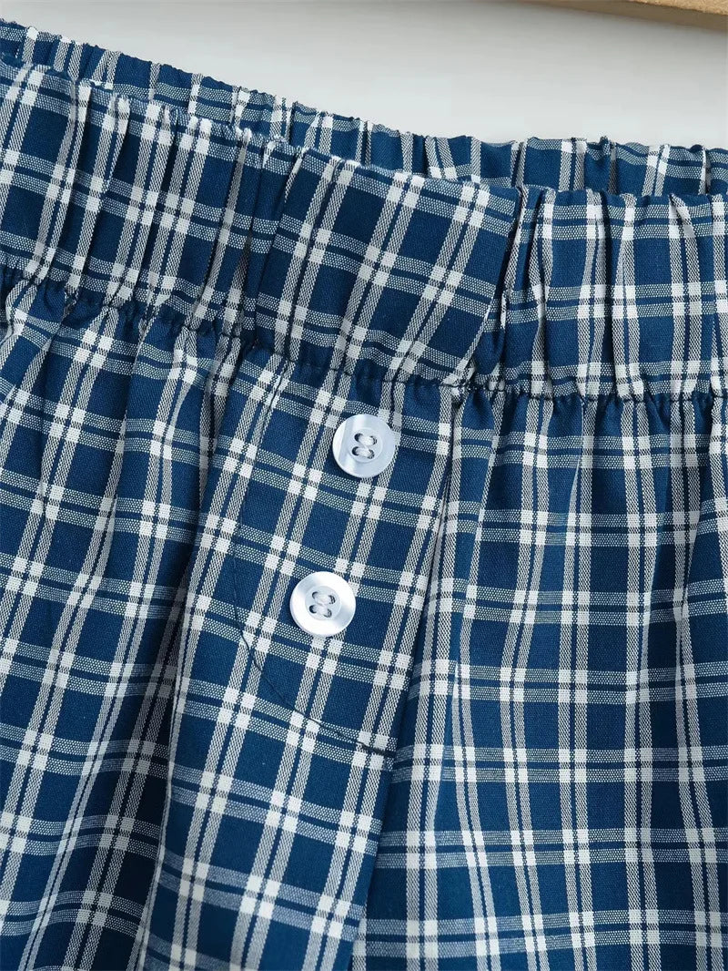 Two button checkered shorts