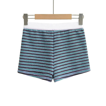 Short striped buttons