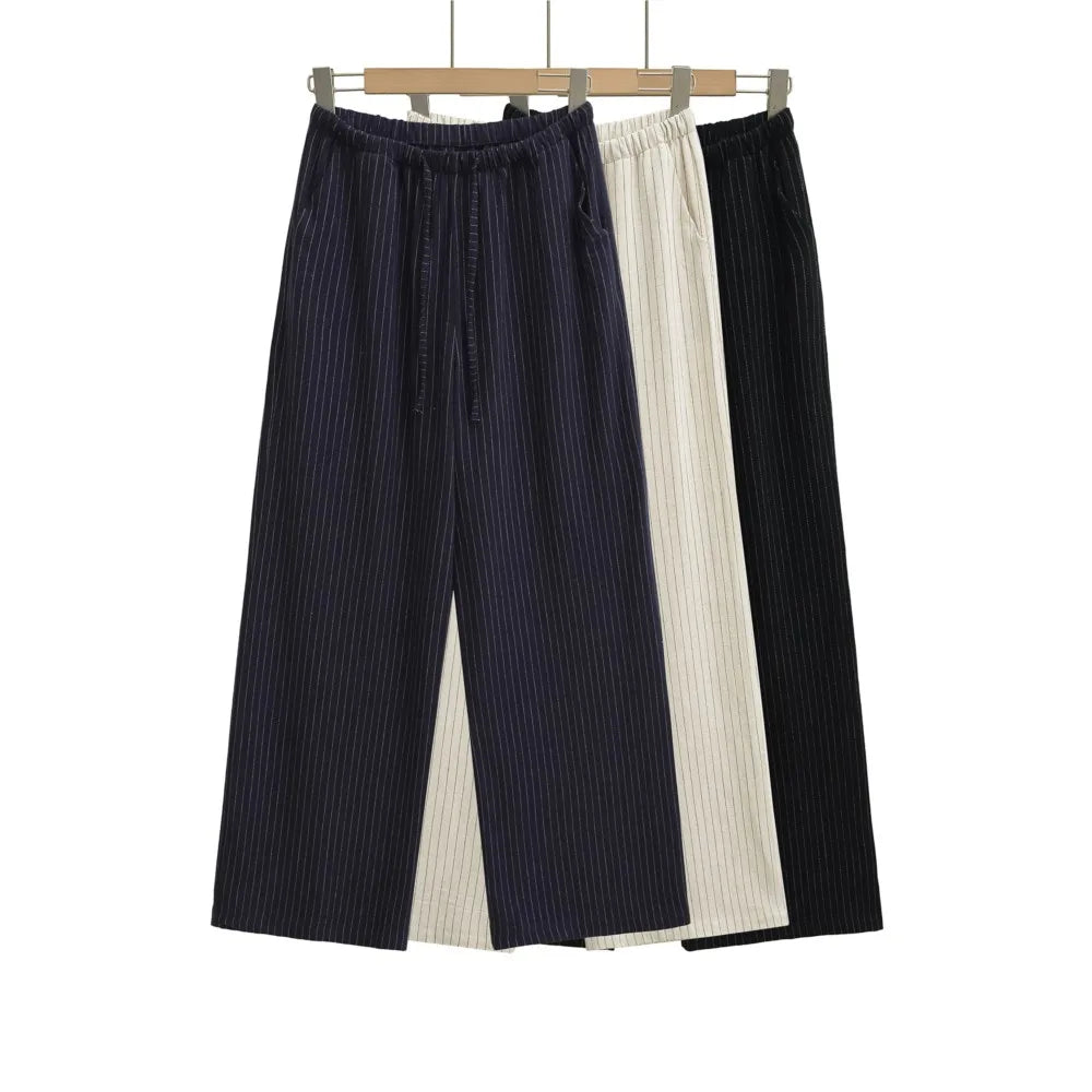 Striped pants in an elegant style