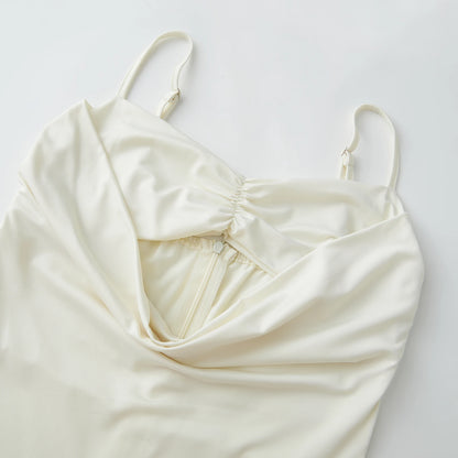 Sexy dress with an opening under the neckline