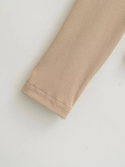Long shirt with lace decorations