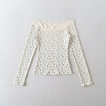 Long shirt with lace decorations