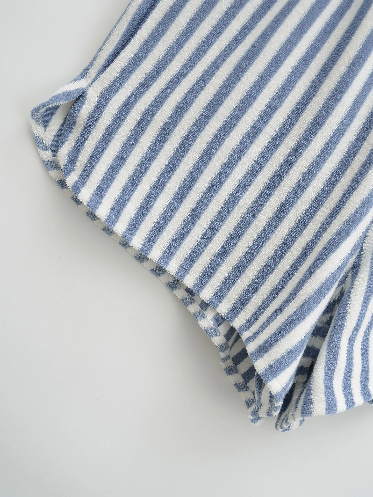 Striped shorts in towel texture