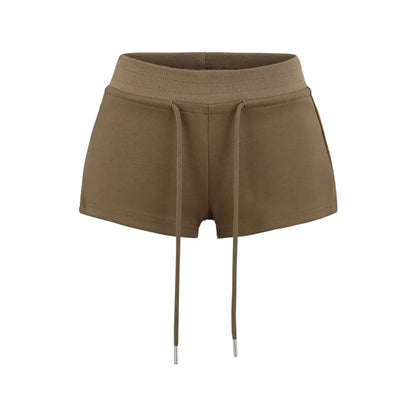 Low-rise basic cut shorts