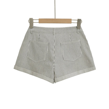 Denim-like striped shorts