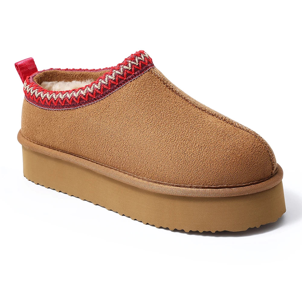 Warm closed shoes with zigzag knitting