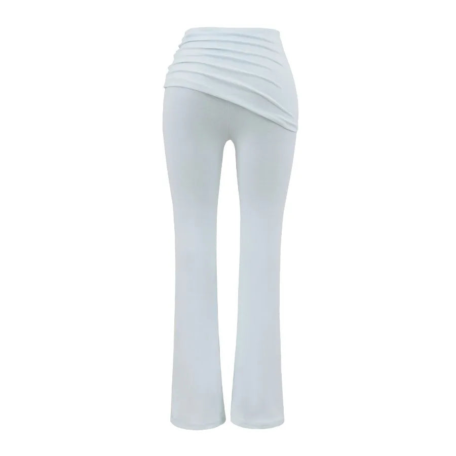 Tights with folds at the waist