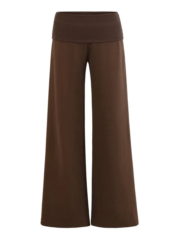 מכנסיים רחבים עם מותן מקופלת בגזרה נמוכה