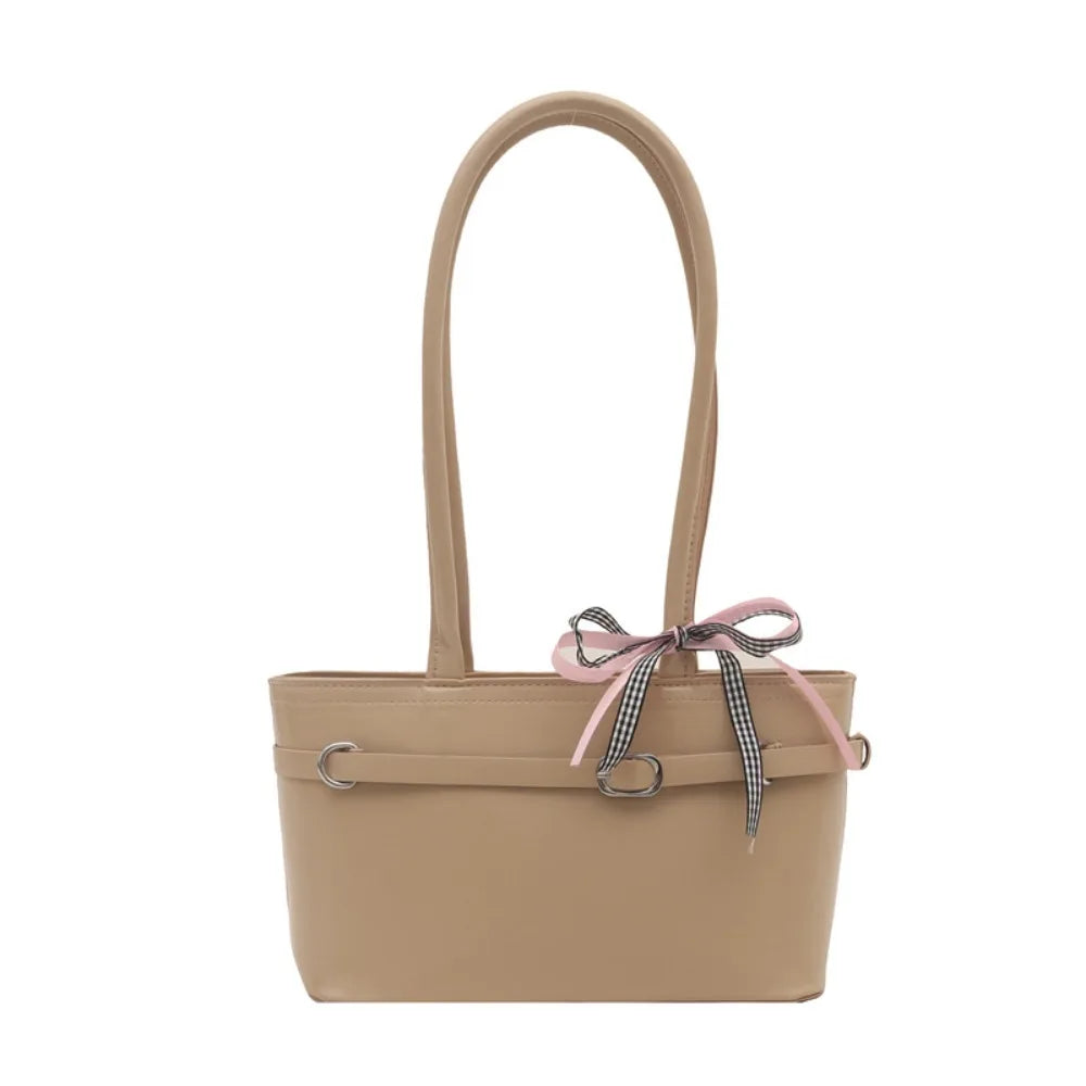 Tote bag with ribbon decoration