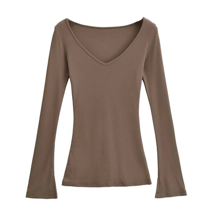 Shirt with flared sleeves