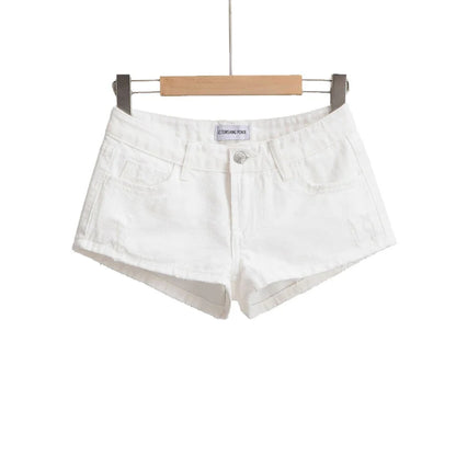 Low cut short jeans