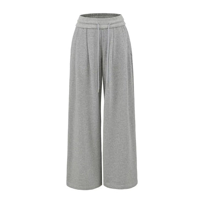 Straight pants in a light elegant cut