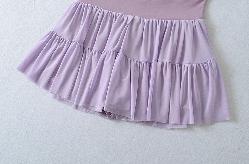 Skirt with mesh layers