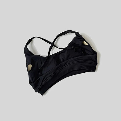A sporty collar bra