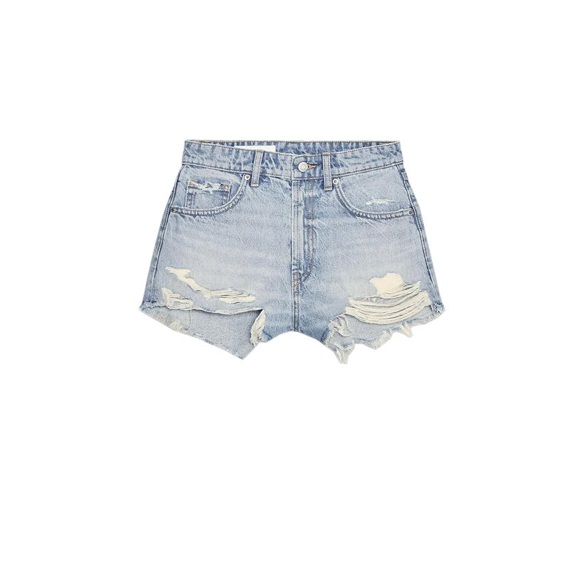 Short tight jeans with tears