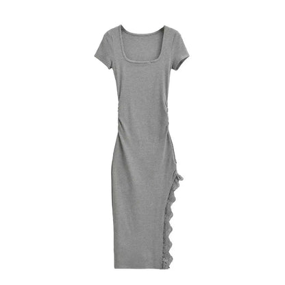 Short dress with a lace slit