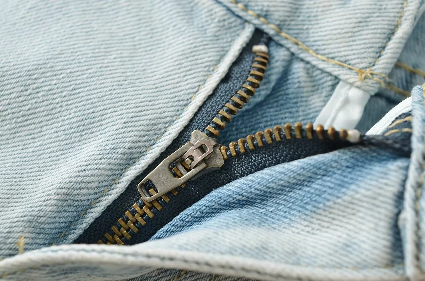 Basic low cut jeans