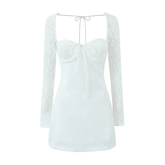 שמלה בסגנון צרפתי עם שרוולי תחרה