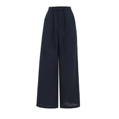 Elegant straight trousers