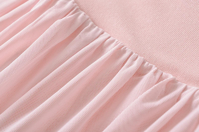 Skirt with mesh layers